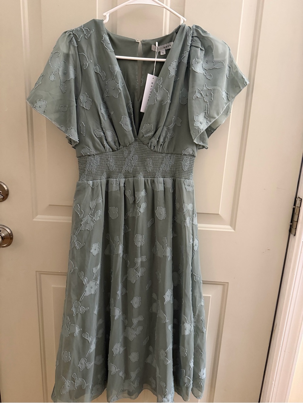 Baltic Born Sage Green Embroidered V-Neck Midi Dress NEW with tags
